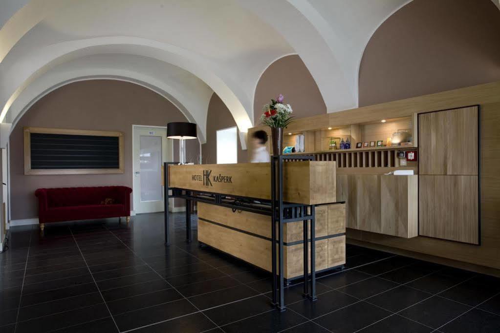 Kasperk 4*